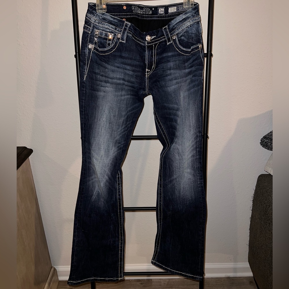Buckle Miss Me mid rise boot cut jeans size 26